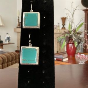 Beautiful turquoise & silver earrings never worn